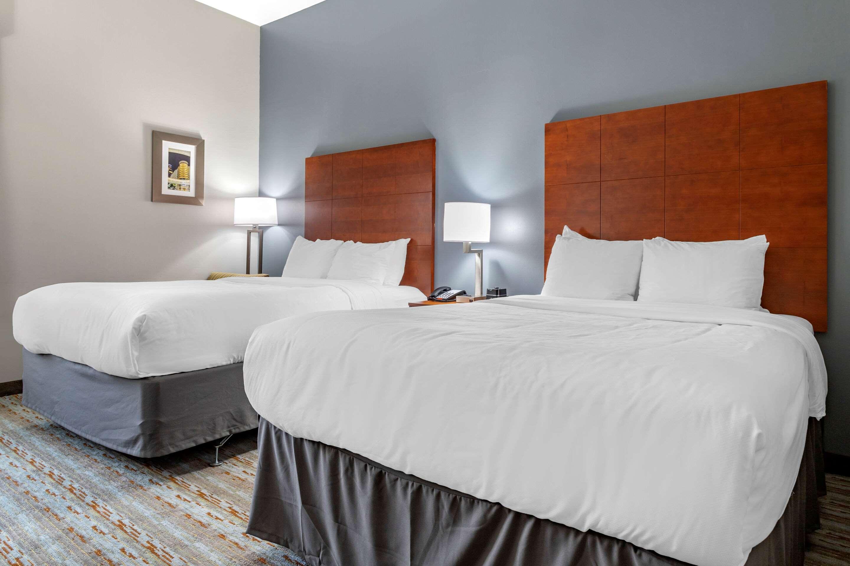 Comfort Inn & Suites Cleveland Exterior foto