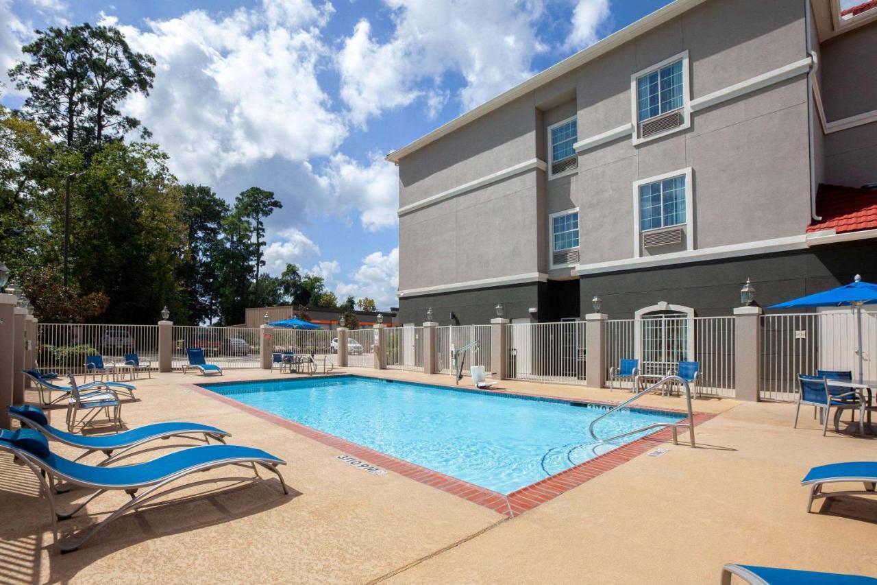 Comfort Inn & Suites Cleveland Exterior foto